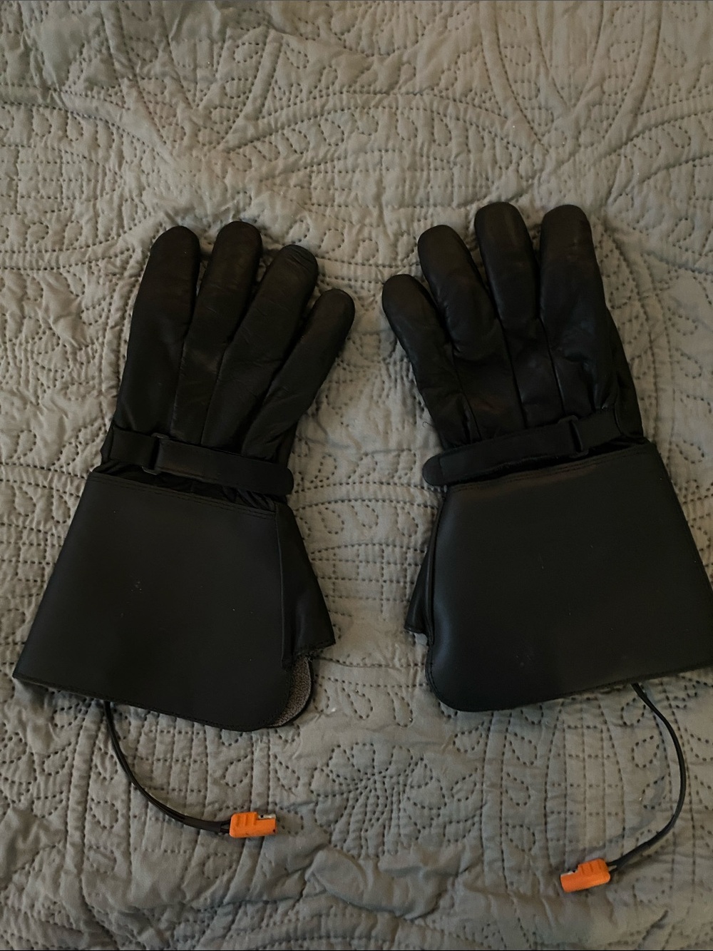 Men’s Freedom Heated Black Leather Long Motorcycle Gloves 12V Gauntlet.   Size M